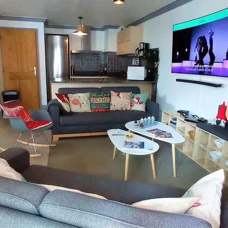 Renove Chaleureux Et Moderne, 120m², 10-12 Pers, Acces Direct Aux Pistes, Stationnement Inclus - Fr-1-545-20 Val Thorens